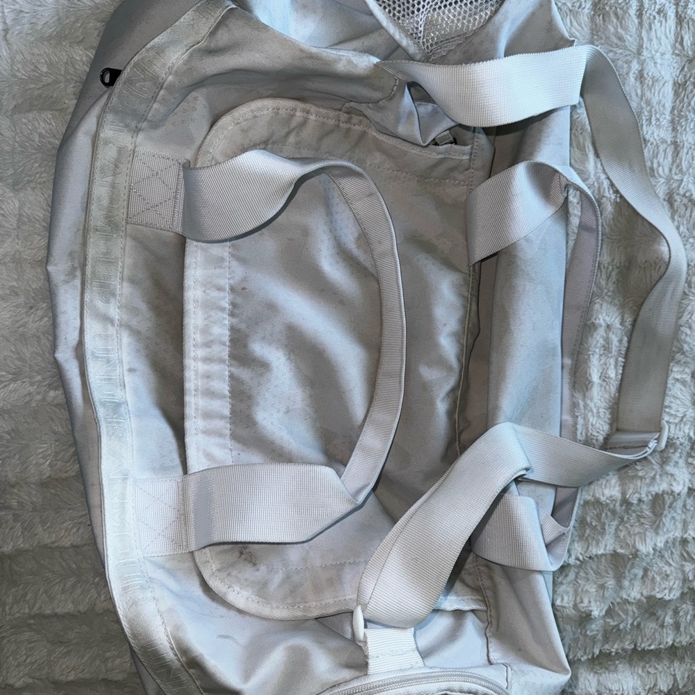 Under Armour White Duffell Bag